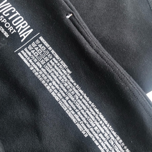 Victoria’s Secret Victoria Sport Black Capri Activewear Leggings Women’s Size L - Picture 12 of 16